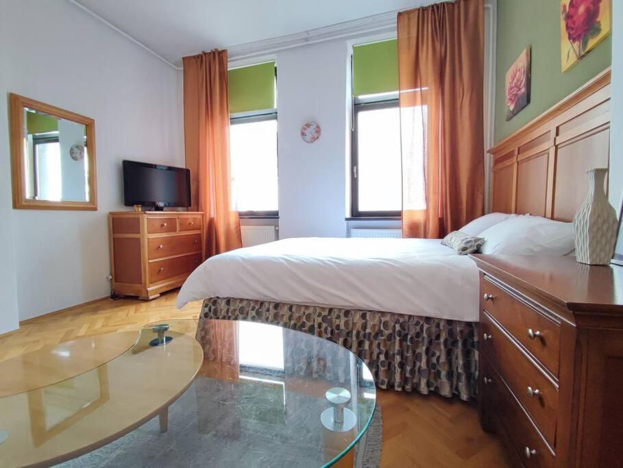 Bascarsija Apartment B-Home Old Town ซาราเยโว ภายนอก รูปภาพ